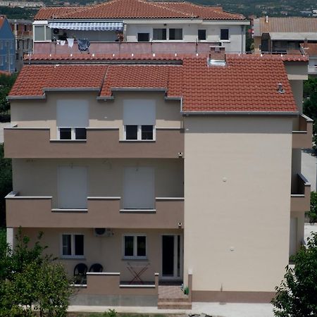 Apartments Feral Kastela Exterior photo